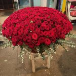 Цветы в корзине &laquo;Я очень скучаю по тебе&raquo;