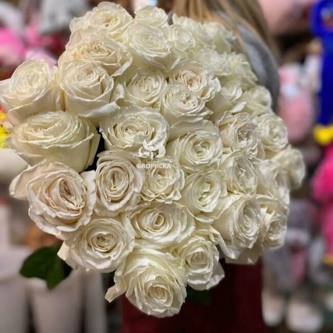 Букет с розами &laquo;Белая мечта&raquo;