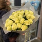 Букет с розами &laquo;Полянка&raquo;