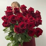  23 длинные розы (70 см) &laquo;Эффект&raquo; 