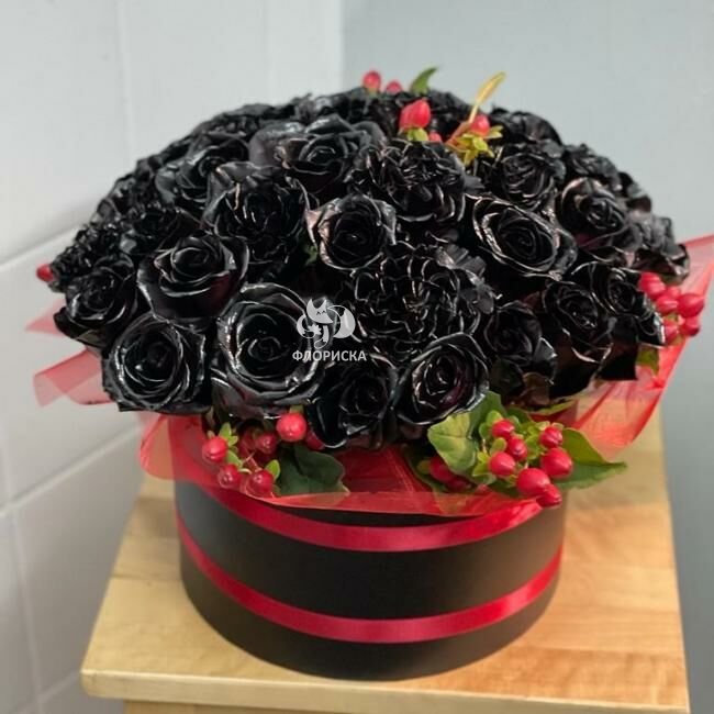 Цветы в коробке  &laquo;Тайная любовь&raquo;