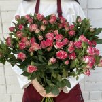 Букет с кустовой розы &laquo;Небесное облако&raquo;