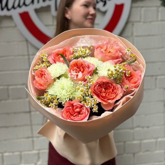 Сборный букет &laquo;Счастливая&raquo;