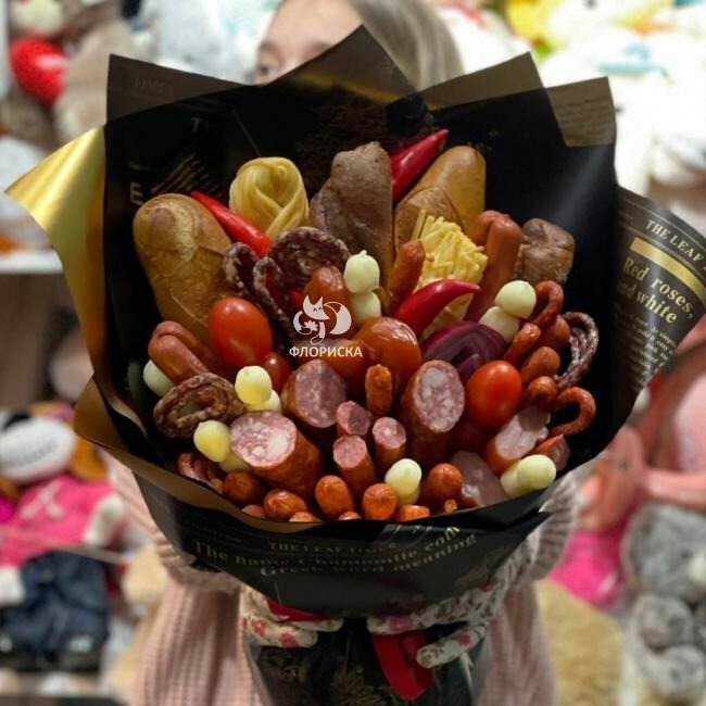 Съедобный букет &laquo;Колбаса и Сыр&raquo;