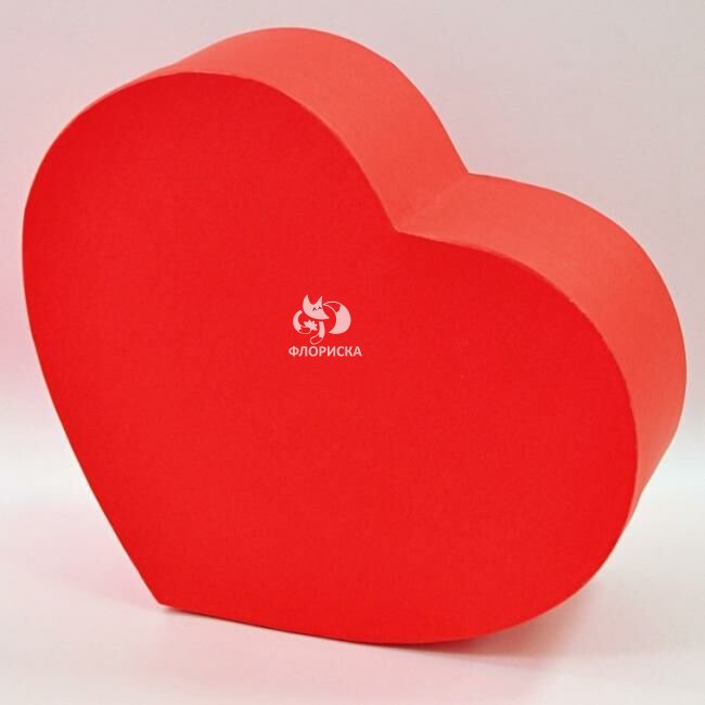 Подарочная коробка &laquo;Красное сердце&raquo;