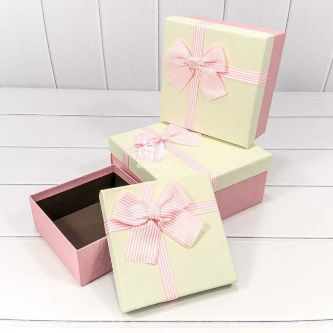 Подарочная коробка &laquo;Сюрприз&raquo;