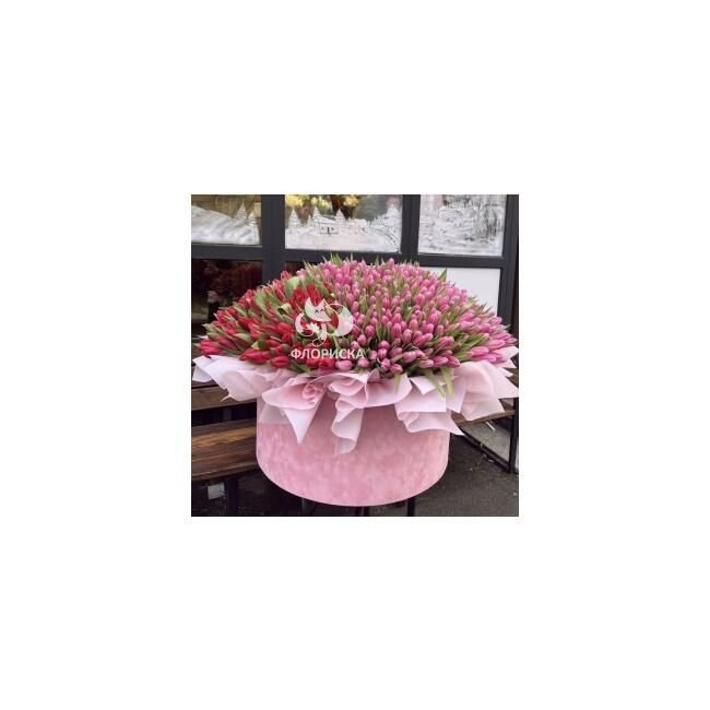 Букет с тюльпанами &laquo;Мега&raquo;