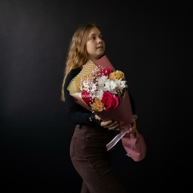 Сборный букет &laquo;Сияй&raquo;