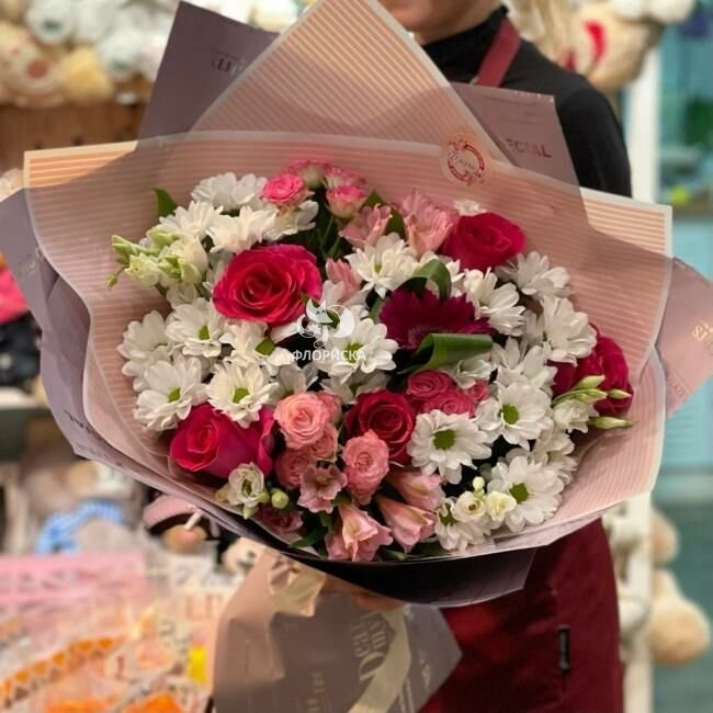 Сборный букет &laquo;Вкус праздника&raquo;