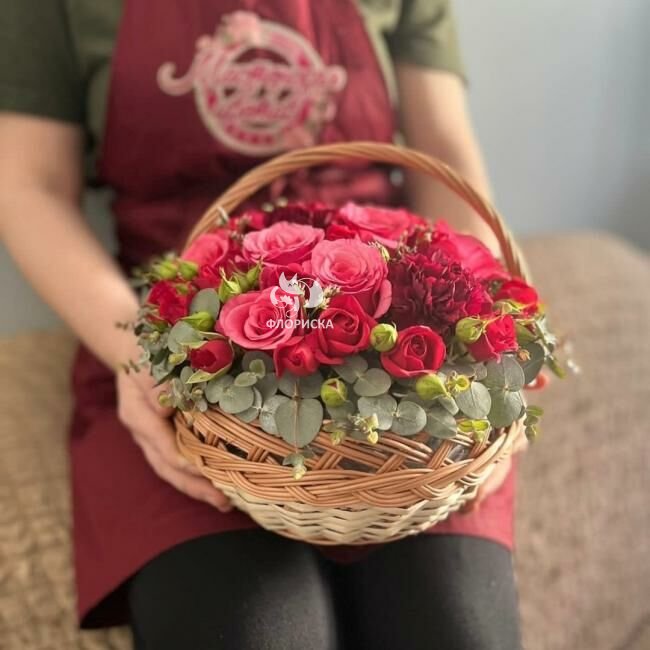 Цветы в корзине &laquo;Лучик&raquo;