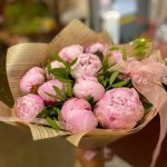 Букет с пионами &laquo;Бархатное лето&raquo;