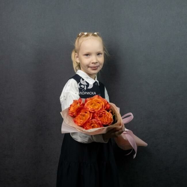 Букет из роз &laquo;Пора в школу&raquo;