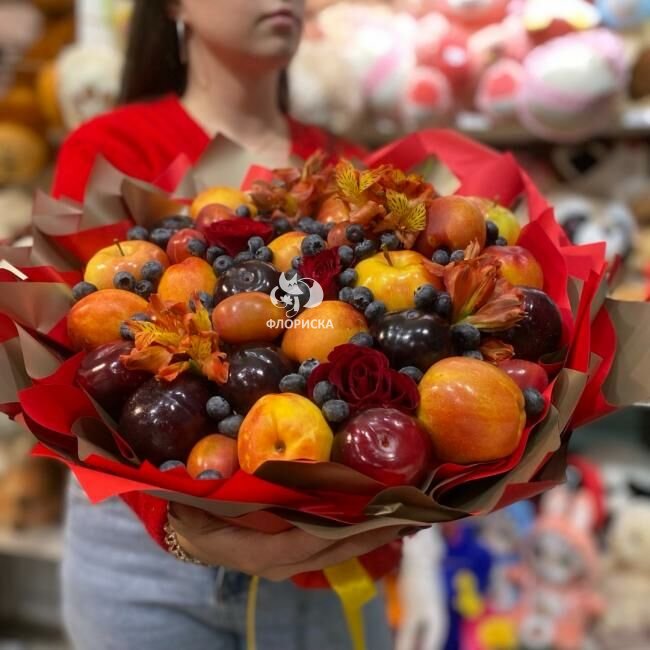 Фруктовая композиция &laquo;Райский сад&raquo;