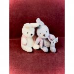 Мягкая игрушка &laquo;Зайка в кофте&raquo;