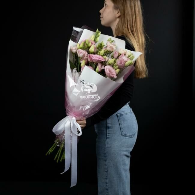 Букет с эустомой &laquo;Нежность&raquo;