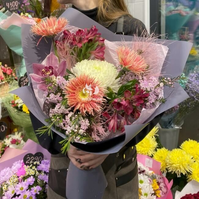 Сборный букет &laquo;Индивидуальный&raquo;