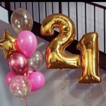 Композиция из шаров &laquo;21&raquo;