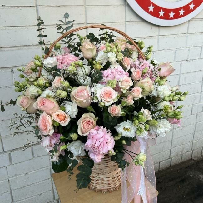 Цветочная композиция &laquo;Блистательный&raquo;