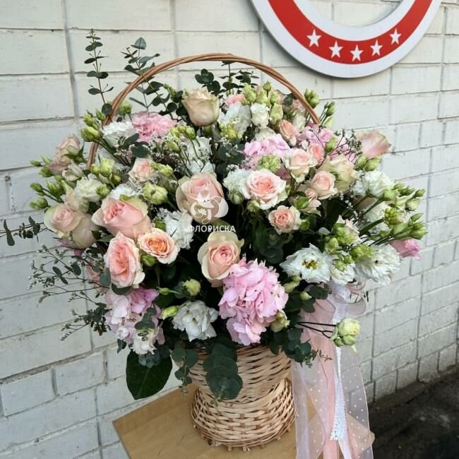 Цветочная композиция &laquo;Блистательный&raquo;