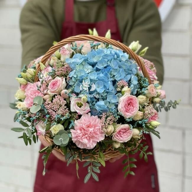 Цветочная композиция &laquo;Голубые грёзы&raquo;