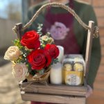 Цветы в коробке &laquo;Романтичный ужин&raquo;