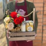 Цветы в коробке &laquo;Романтичный ужин&raquo;