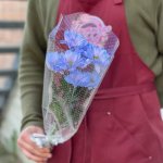 Букет с хризантемами &laquo;Легкость&raquo;