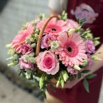 Цветы в корзине  &laquo;Сливочный десерт&raquo;