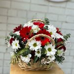 Цветы в корзине  &laquo;Бал&raquo;