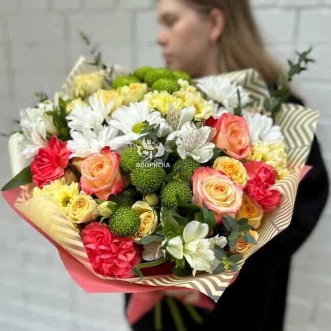Сборный букет &laquo;Воссоединение сердец&raquo;
