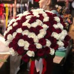 Букет с розами &laquo;Страсть и нежность&raquo;