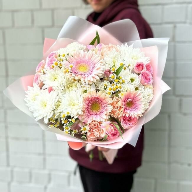 Сборный букет &laquo;Лучшее будущее&raquo;