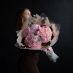 Букет из 5 розовых гортензий &laquo;Счастье розового цвета&raquo;