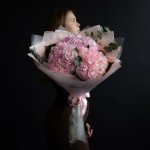 Букет из 5 розовых гортензий &laquo;Счастье розового цвета&raquo;