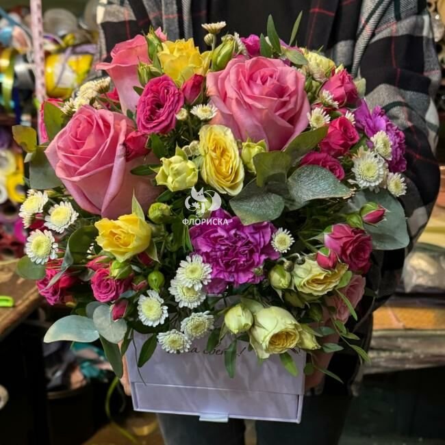 Композиция в коробке