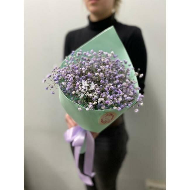 Букет с гипсофилой &laquo;Минивен&raquo;