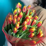 Букет с тюльпанами &laquo;Пламенный привет&raquo;