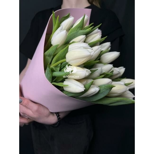Букет с белыми тюльпанами &laquo;Нежное безумие&raquo;