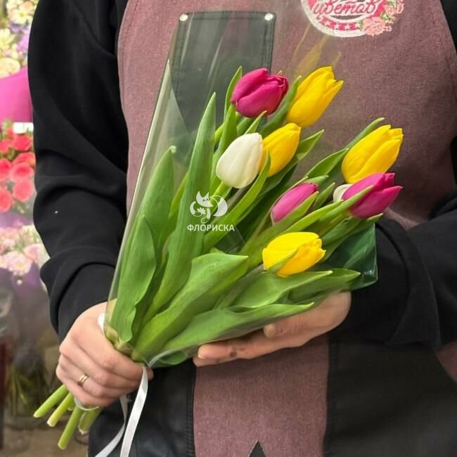 Букет с тюльпанами &laquo;Пламя любви&raquo;
