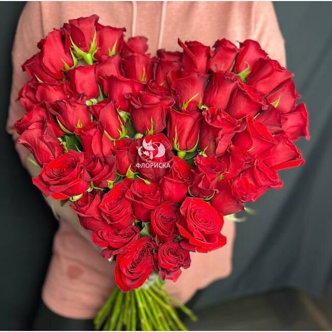 Букет из 51 розы &laquo;Сердце&raquo;