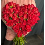 Букет из 51 розы &laquo;Сердце&raquo;