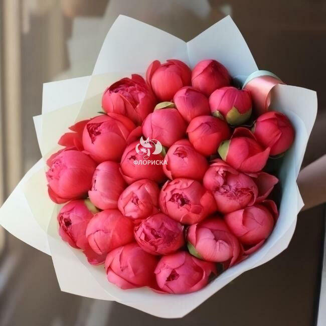 Букет с пионами &laquo;Кораллы&raquo;