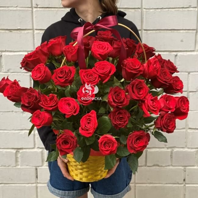 Розы в корзине &laquo;Закат&raquo;