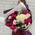 Сборный букет &laquo;Поцелуй рук&raquo;