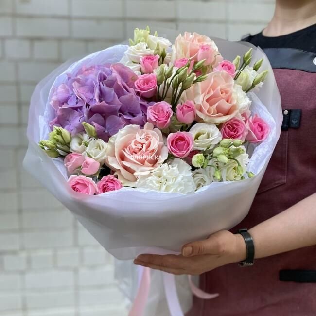 Сборный букет &laquo;Пушка&raquo;