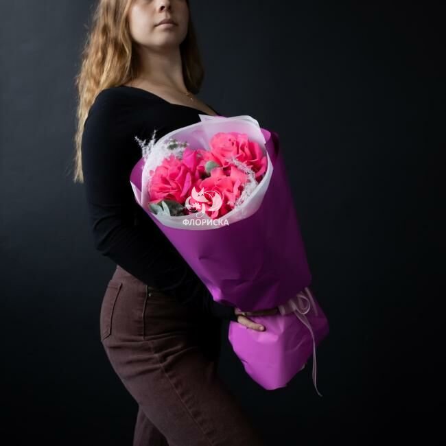 Букет с французскими розами &laquo;Азат&raquo;