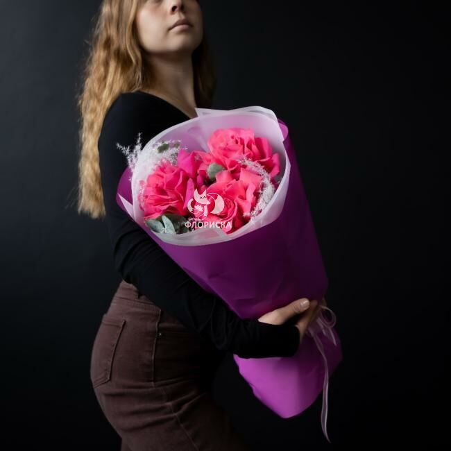 Букет с французскими розами &laquo;Азат&raquo;