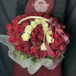 Розы в корзине &laquo;Луиза&raquo;