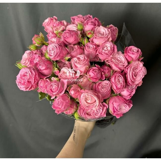 Кустовая роза &laquo; Сиреневая&raquo;