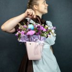 Цветы в сумке &laquo;К школе готов&raquo;